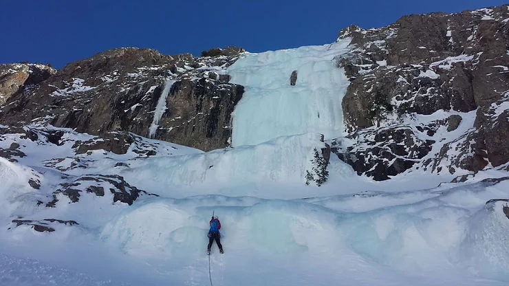 7 Reasons Ice Climbing Should be on Your To-Do List