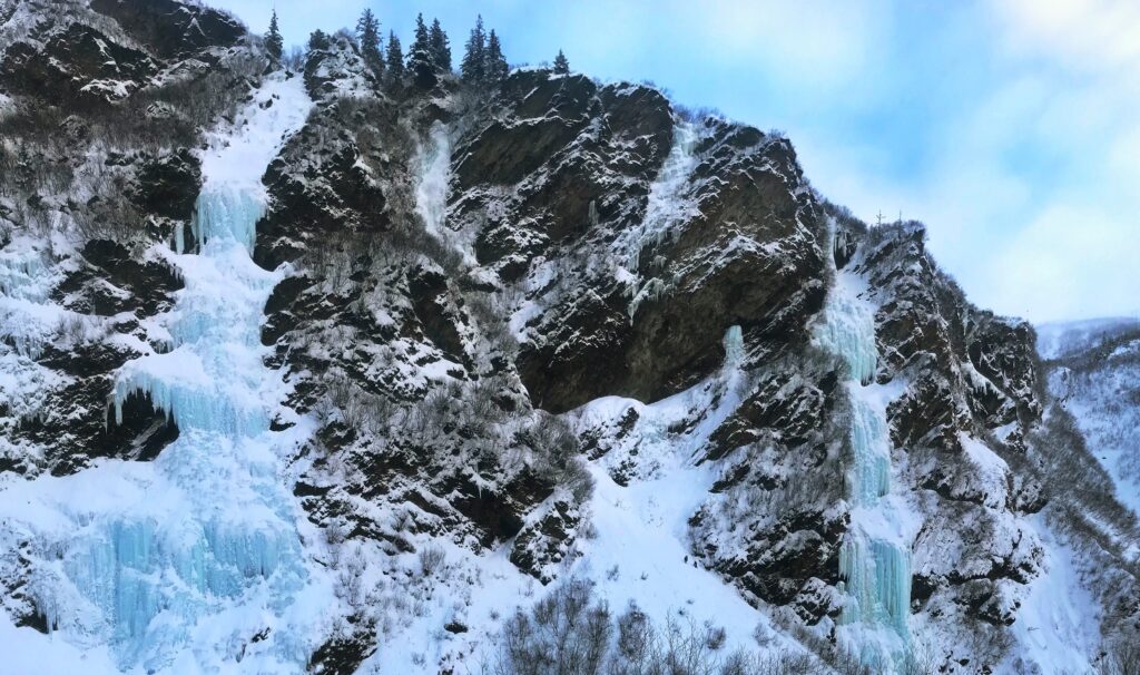Big ice climbing routes in Alaska